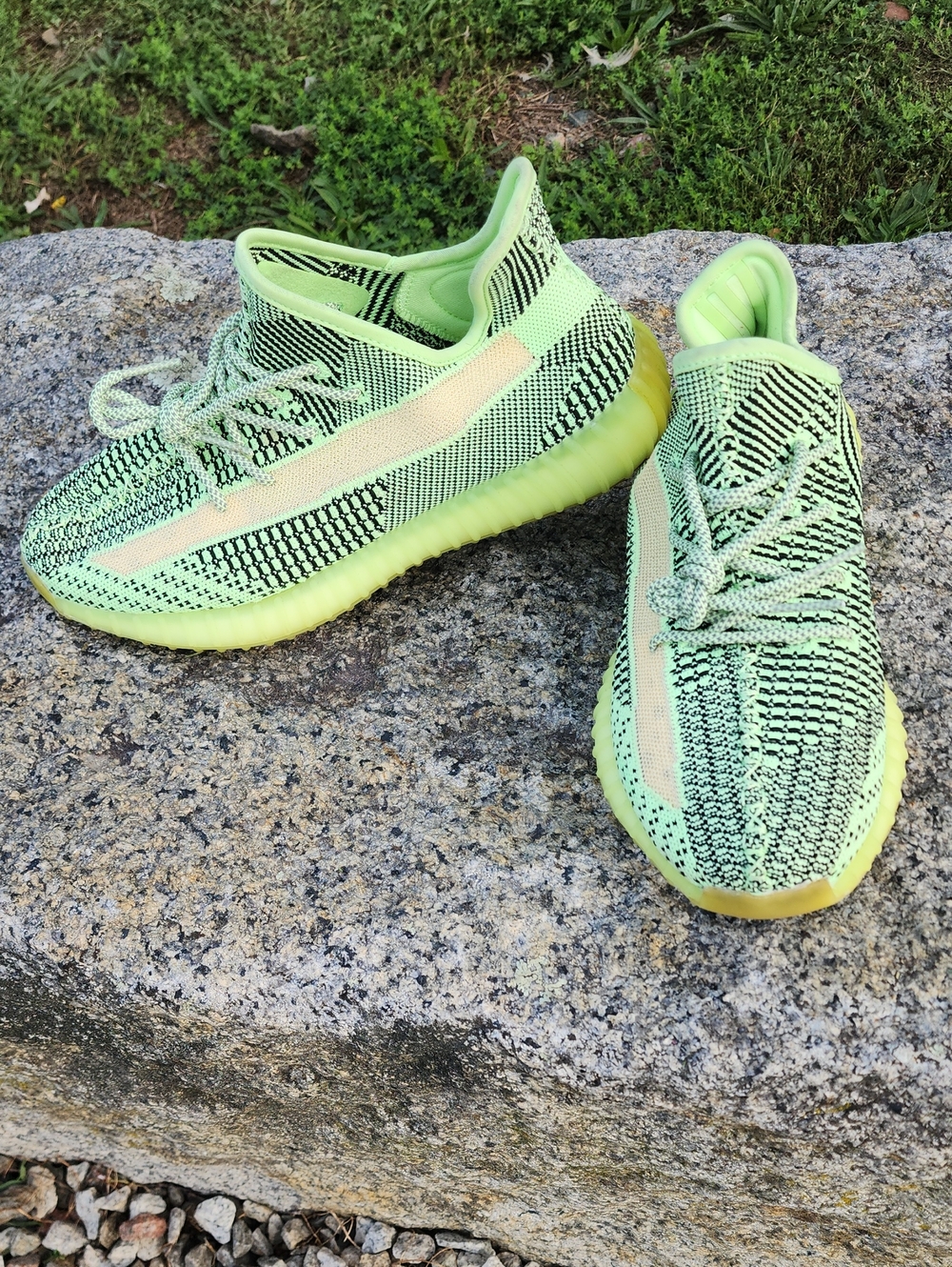 Adidas Yeezy Boost V2 350 Neon Green Knit Athletic Sneakers Men's Size 10
